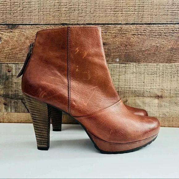 Paul Green Roxie Leather Boot - Picture 3 of 11